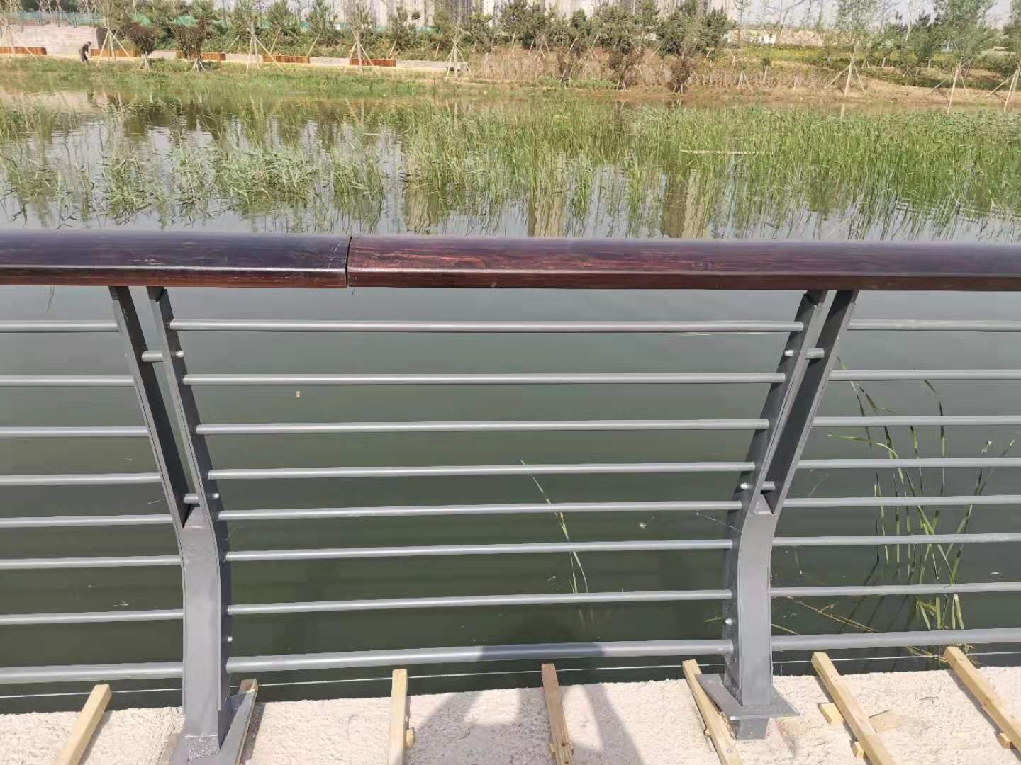 佛山市桥梁防撞护栏桥梁防撞护栏 - 厂家
